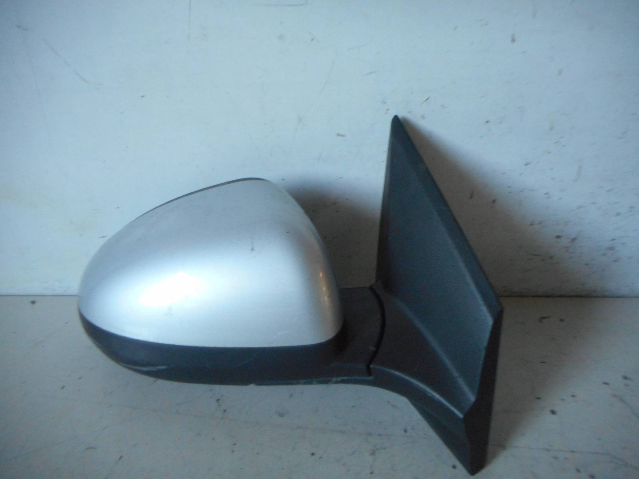 Retrovisore est. regolaz. elettr. dx.